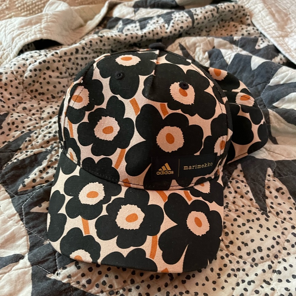 NEW Adidas Merimekko baseball cap